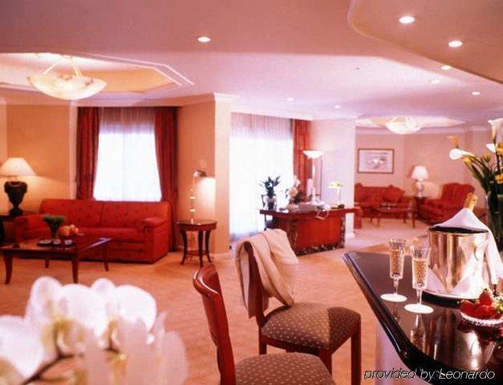 Grand Hotel